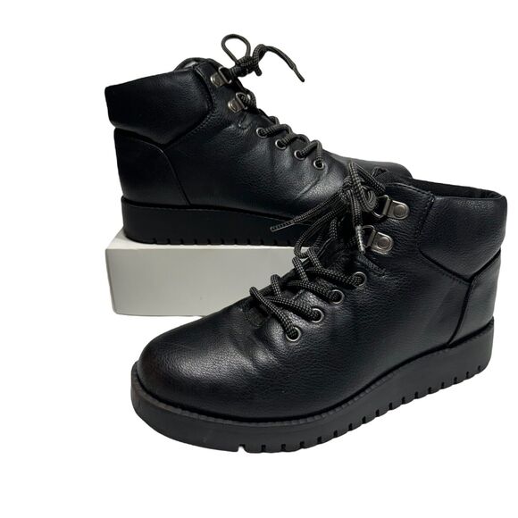 Cliffs by White Mountain Collins Blk Lace Up Ankle Boot Size 6‎ M - Picture 1 of 10